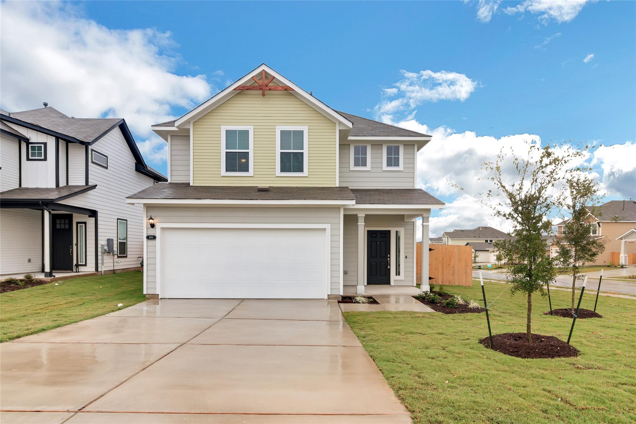 100 Billet Dr Property Photo