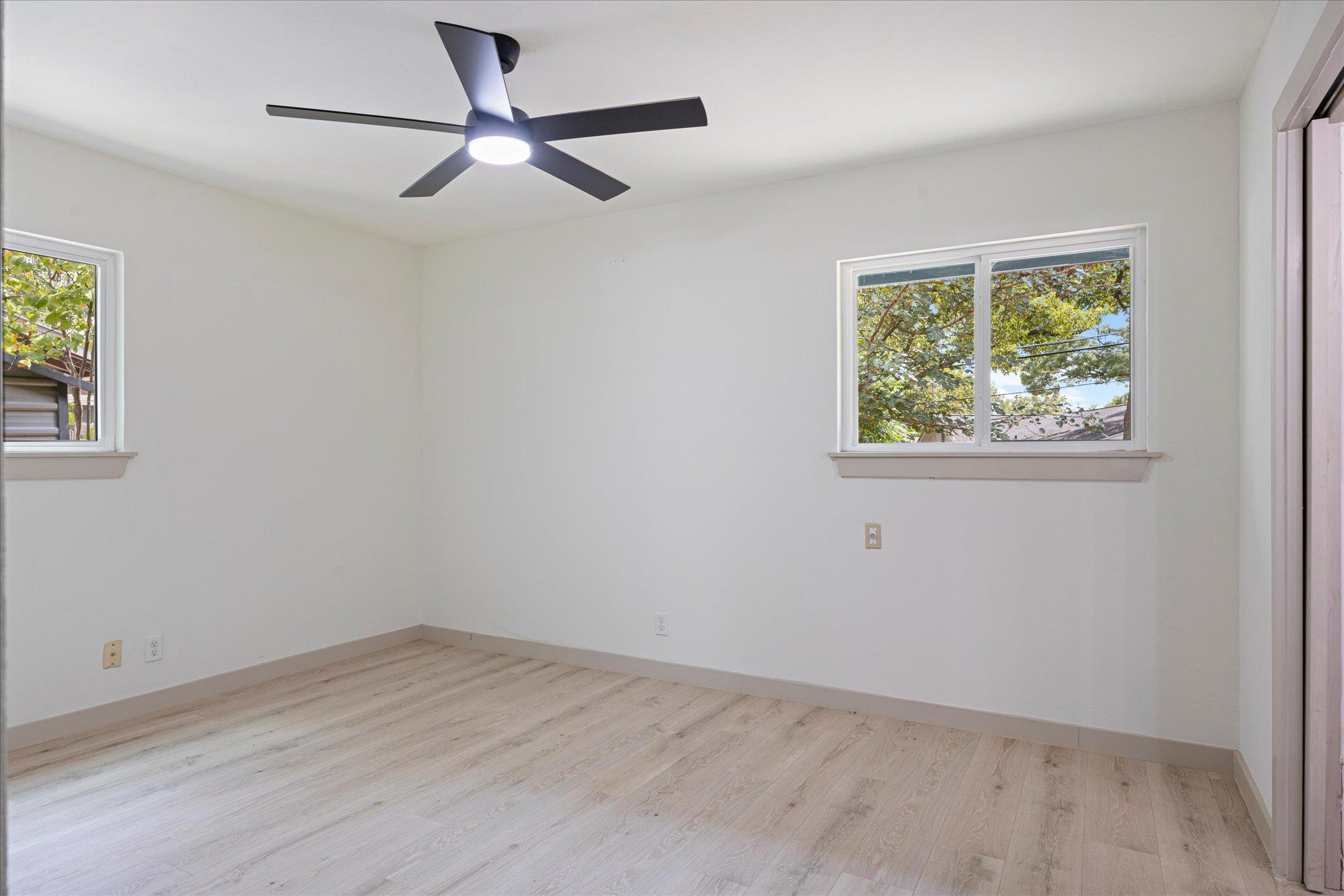 3101 Steck Ave Property Photo 18