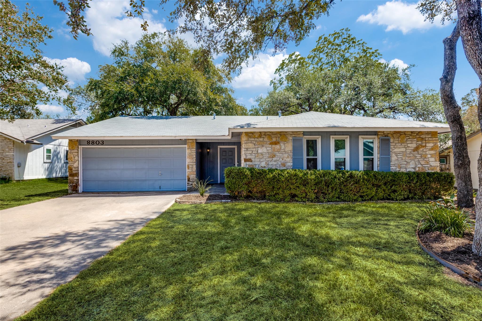 8803 Texas Sun Dr Property Photo 1