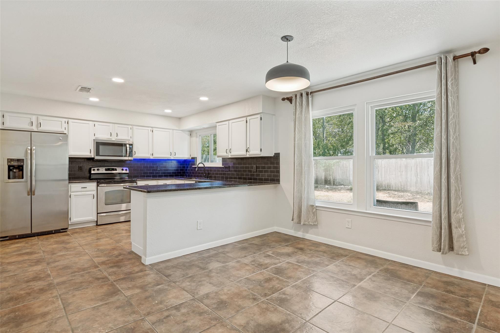 8803 Texas Sun Dr Property Photo 3