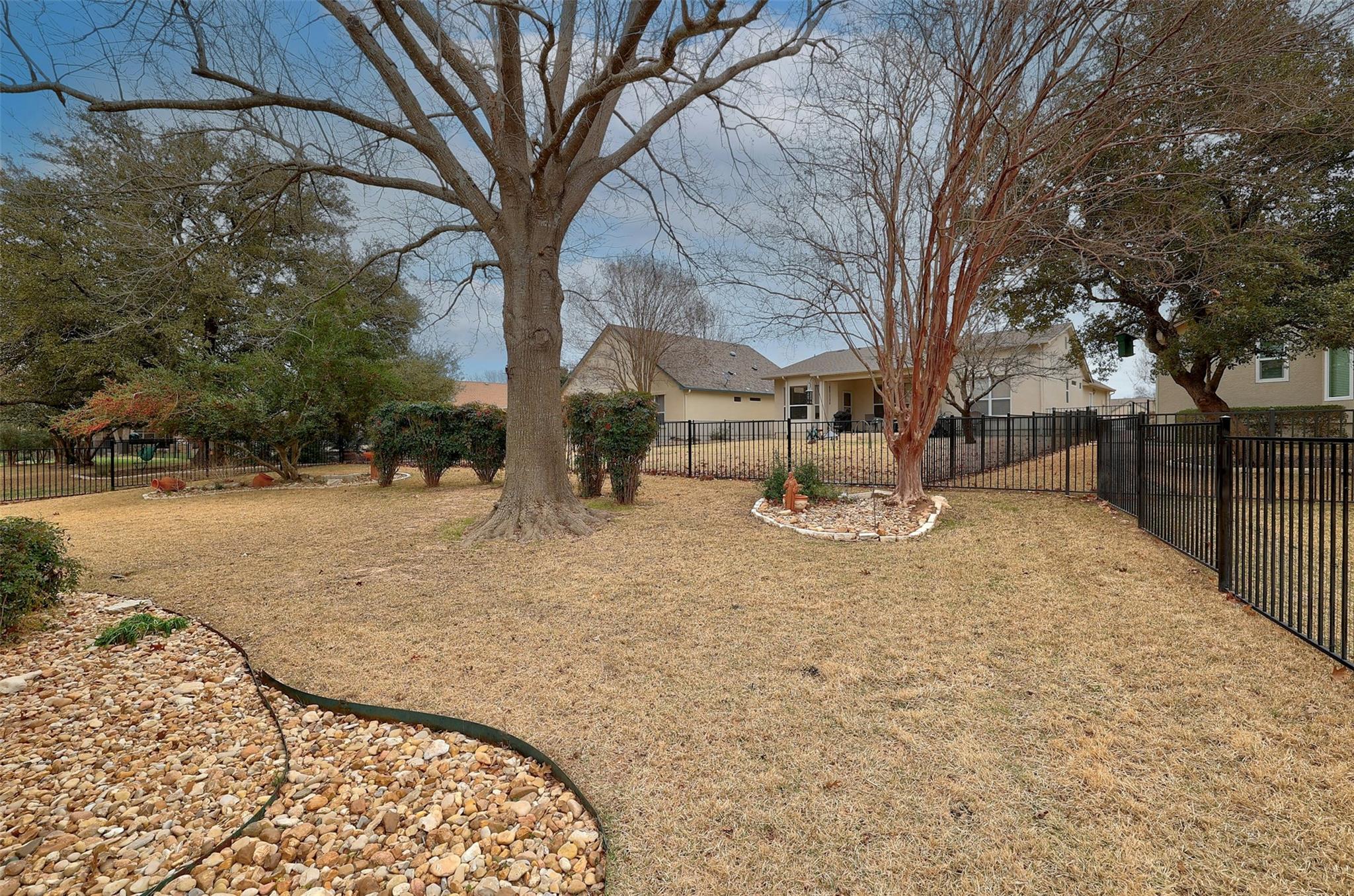124 Rain Lily Ln Property Photo 24