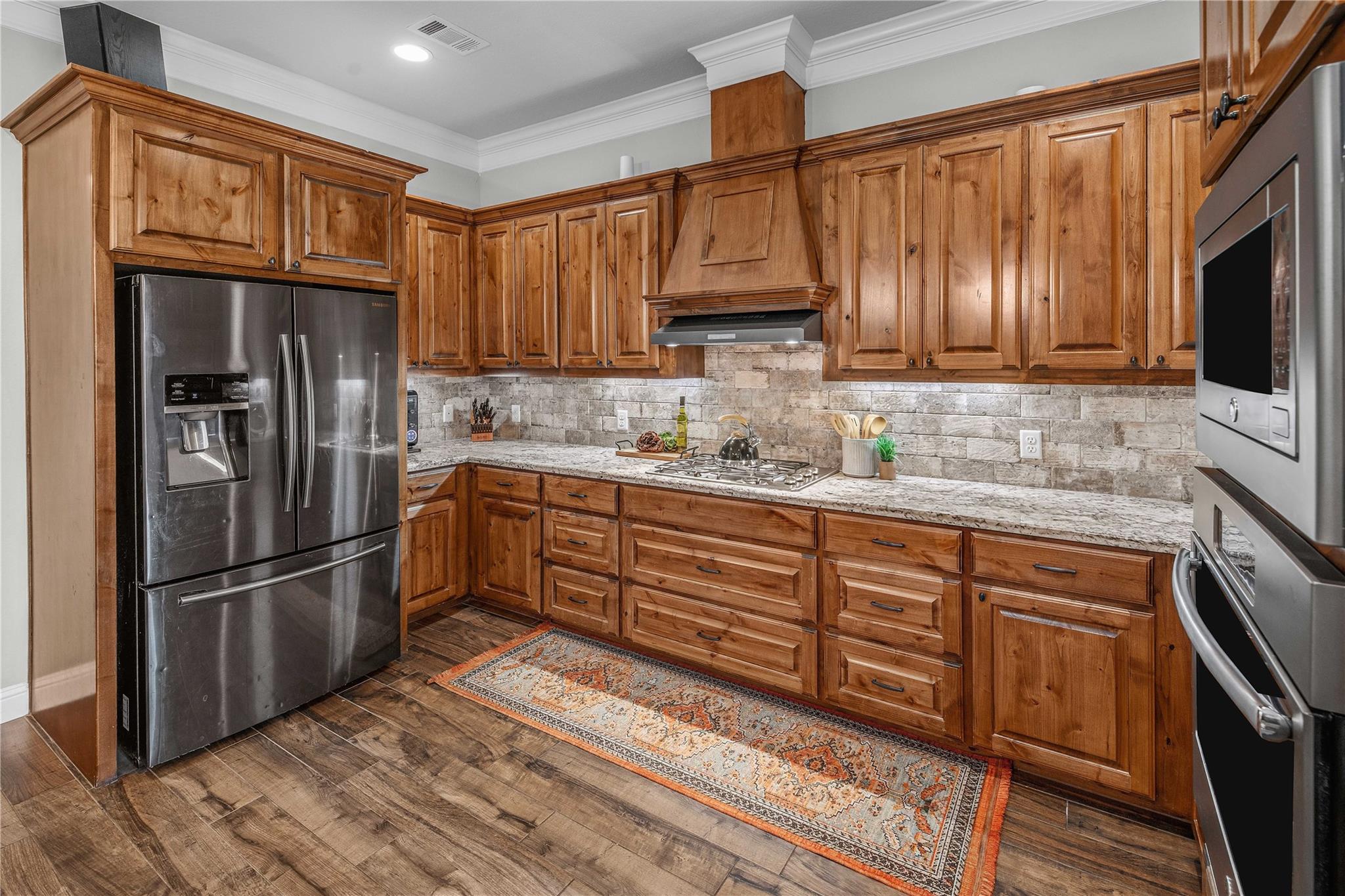 9600 Shadow Creek Trl Property Photo 13