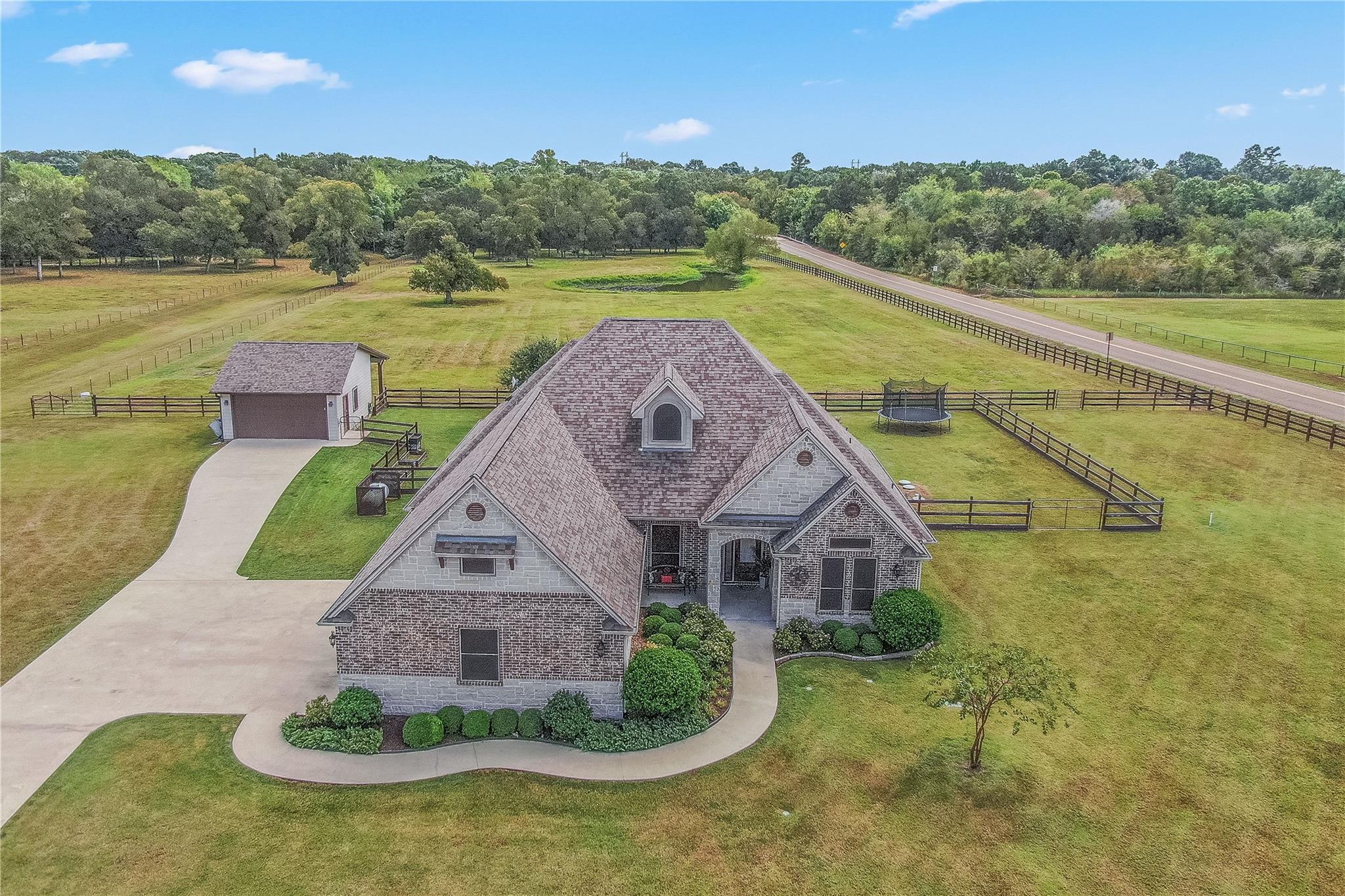 9600 Shadow Creek Trl Property Photo 37