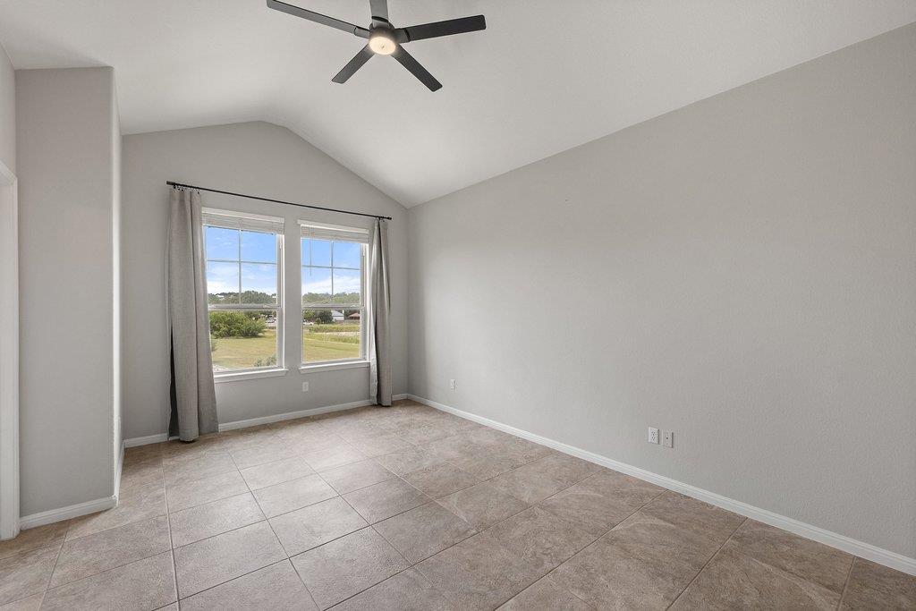 8305 Nicola Trl Property Photo 18