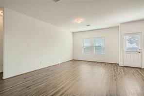700 Mallow Rd Property Photo 5