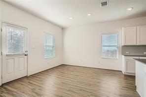 700 Mallow Rd Property Photo 13