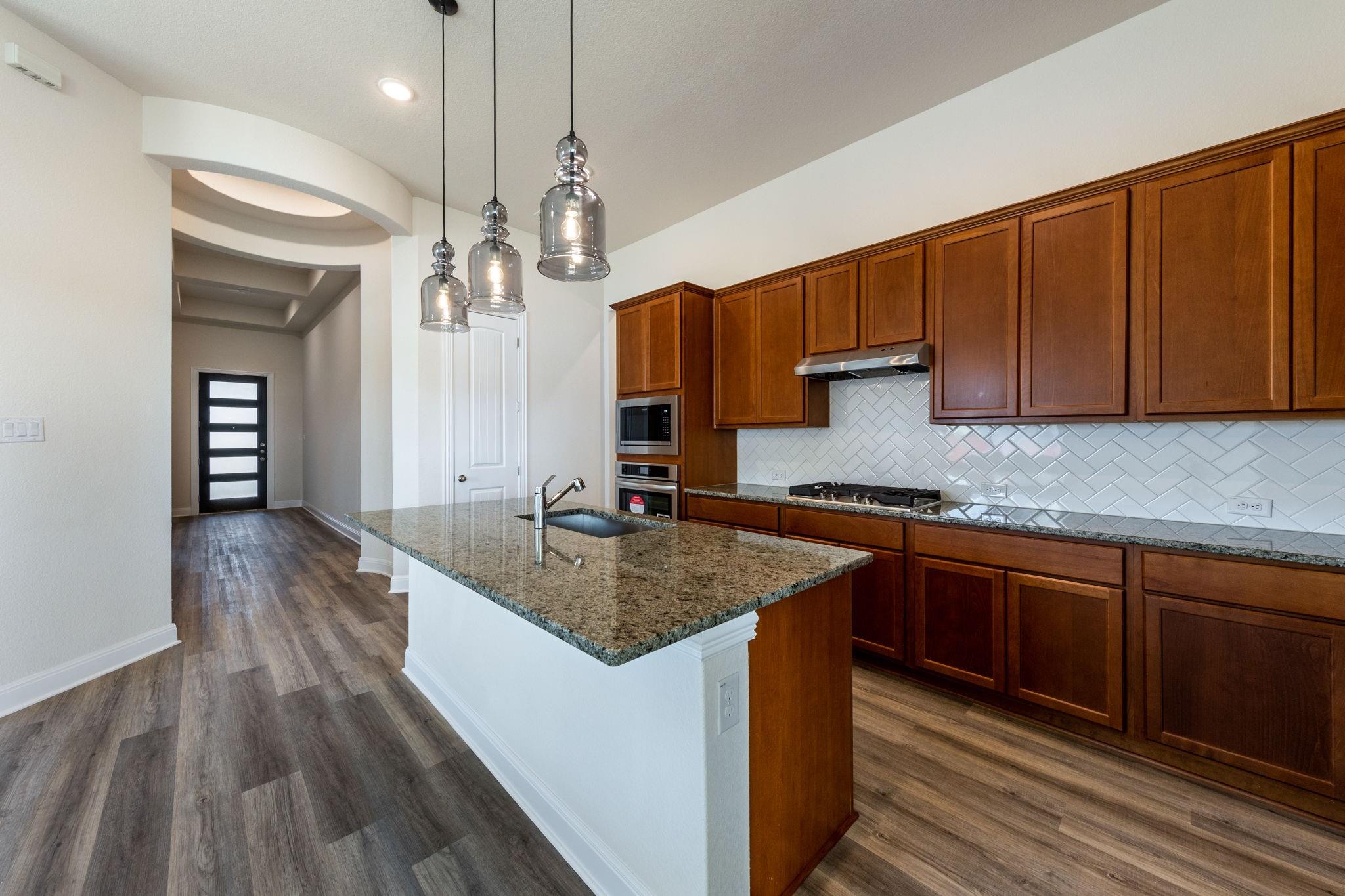 320 Coral Gate Trl Property Photo 6