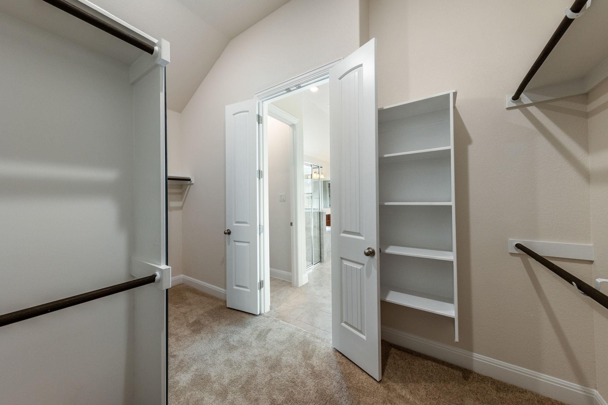 320 Coral Gate Trl Property Photo 27