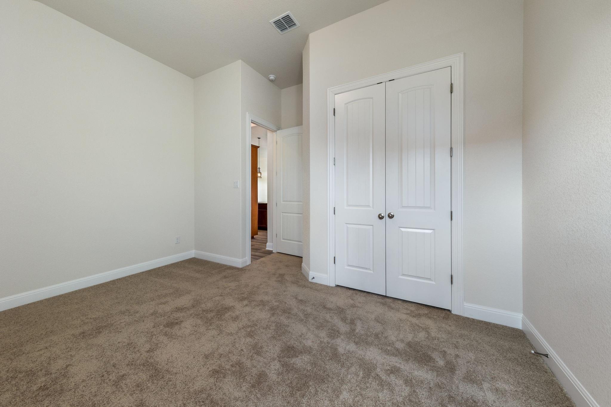 320 Coral Gate Trl Property Photo 30
