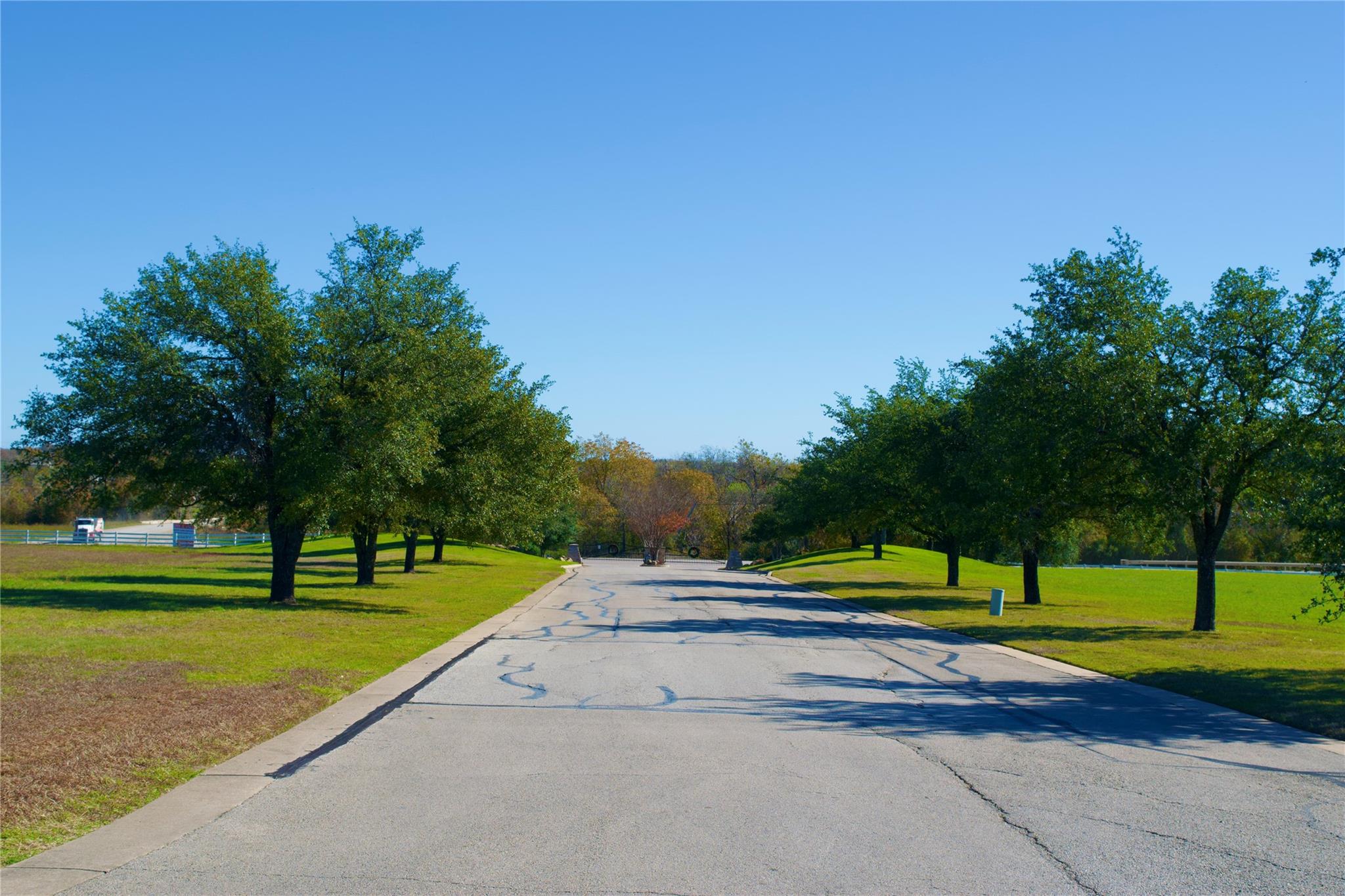 377 Heritage Loop Property Photo 6