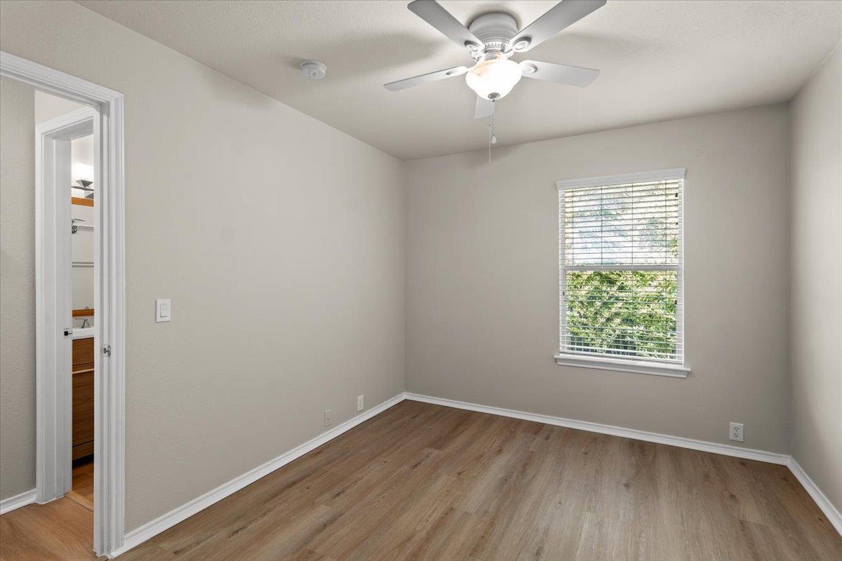 2808 Barefoot Ln Property Photo 14