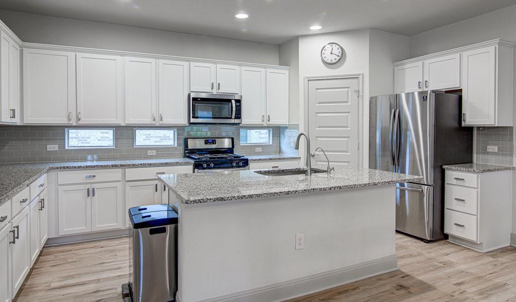 16800 Marcello Dr Property Photo 8