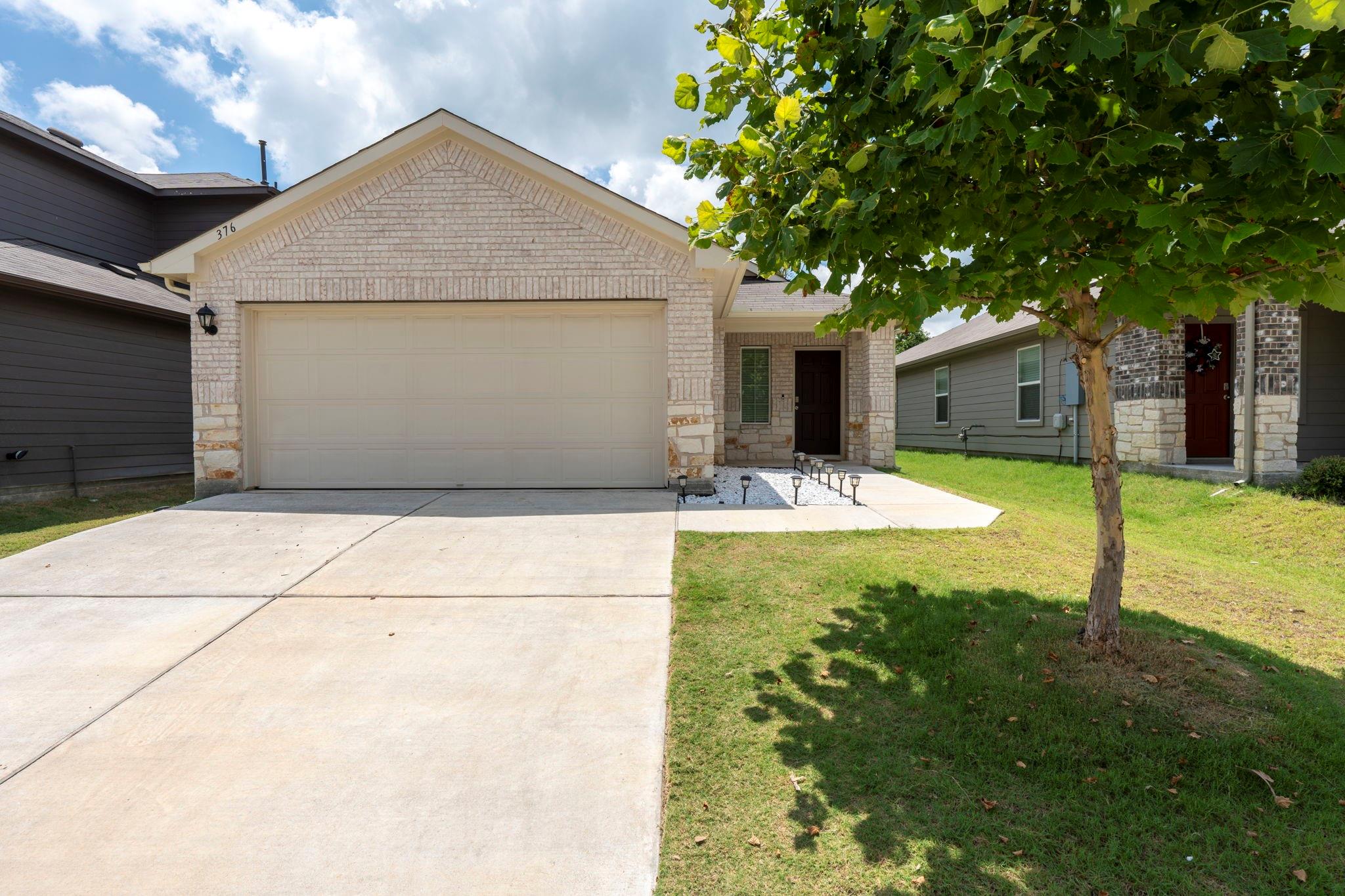 376 Euclid Ln Property Photo 1
