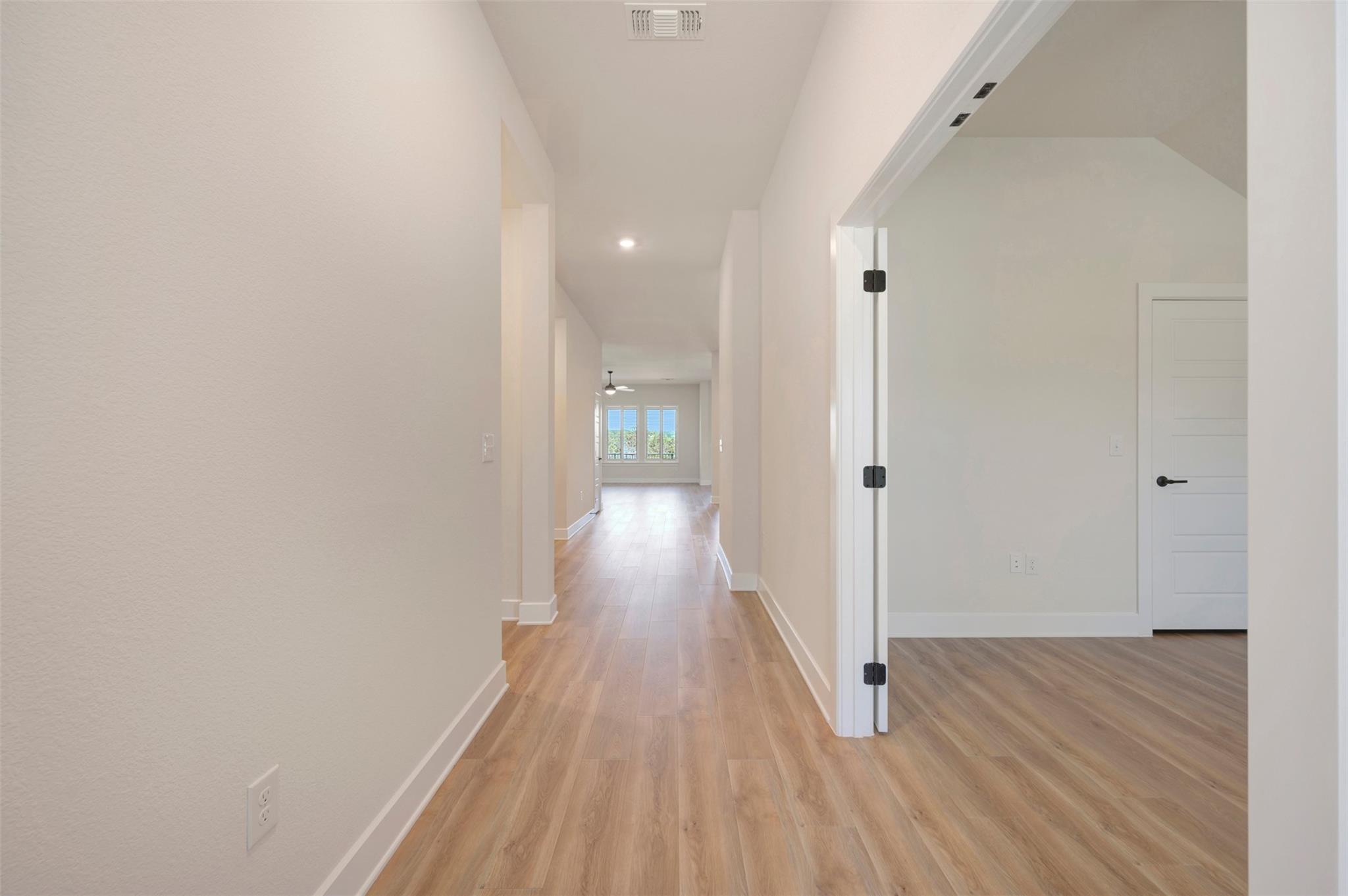 816 Teakmill Trl Property Photo 3