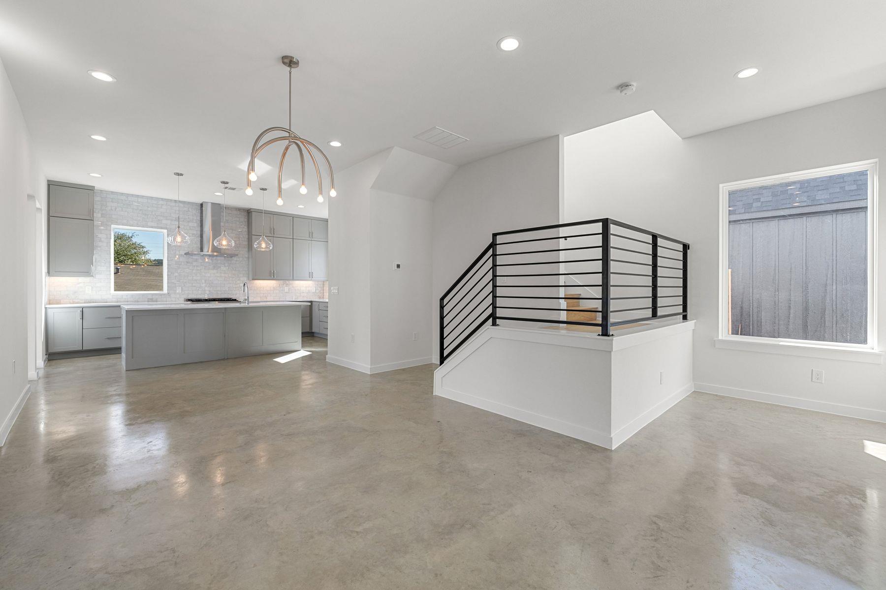 11009 Fourth St Property Photo 5