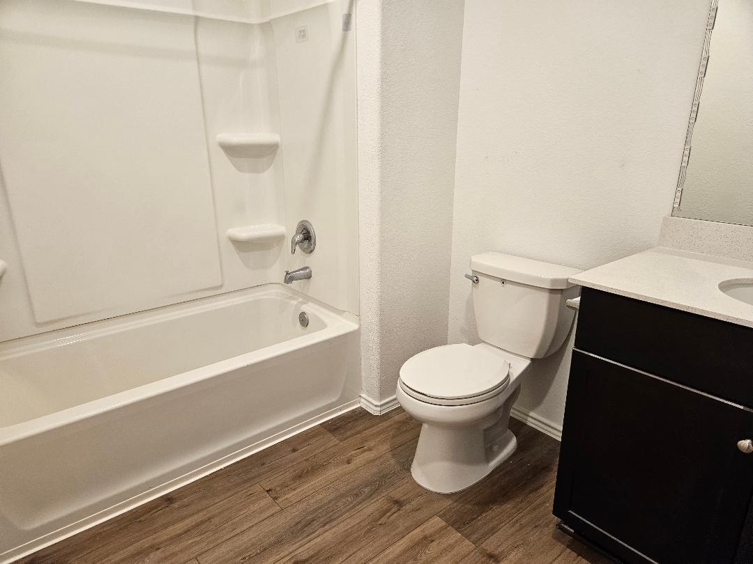 17721 Somerville Ct Property Photo 8