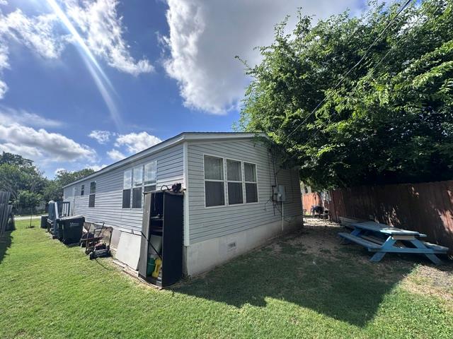 106 Ramirez St Property Photo 5