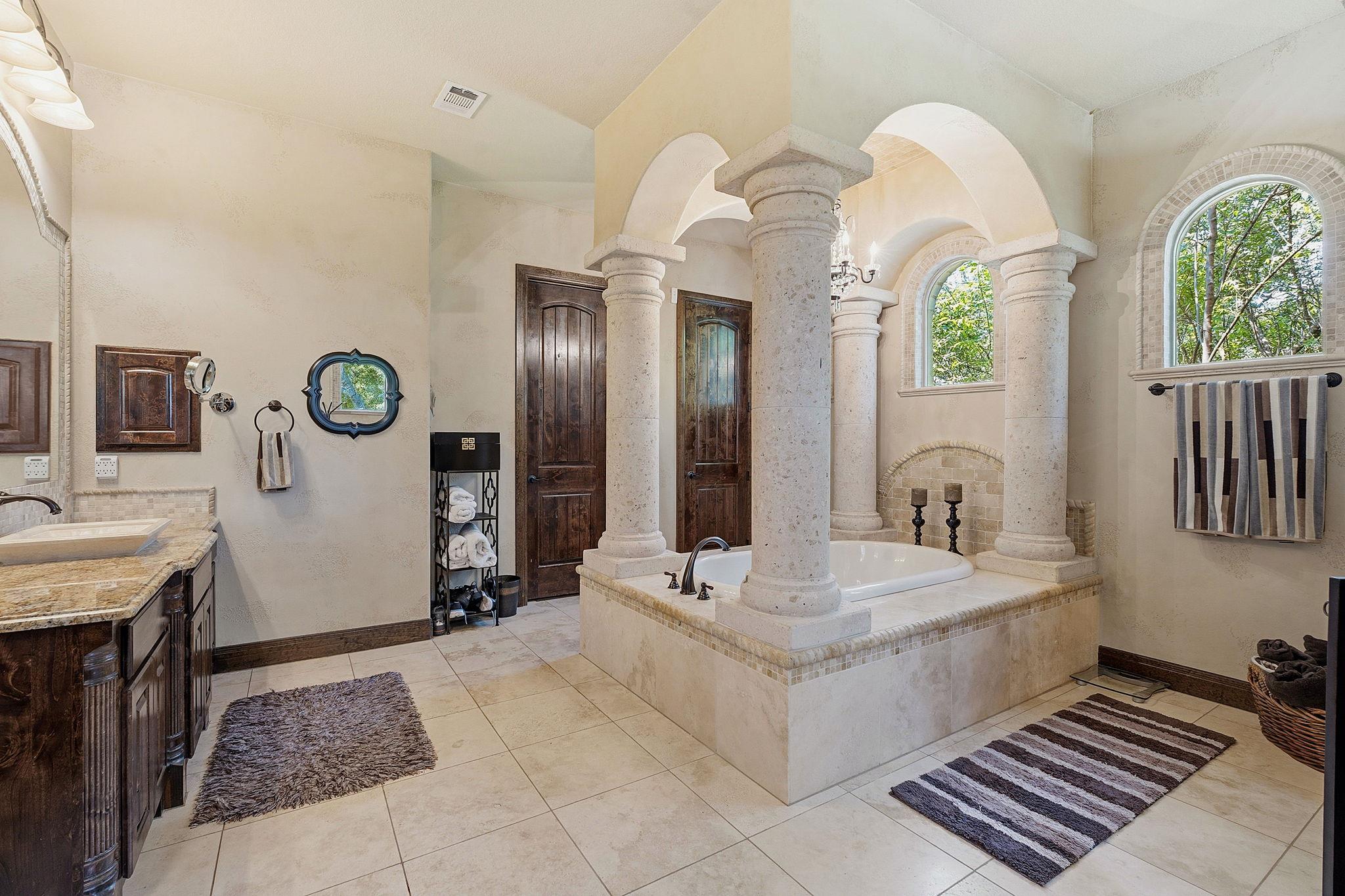 816 Brave Face St Property Photo 19