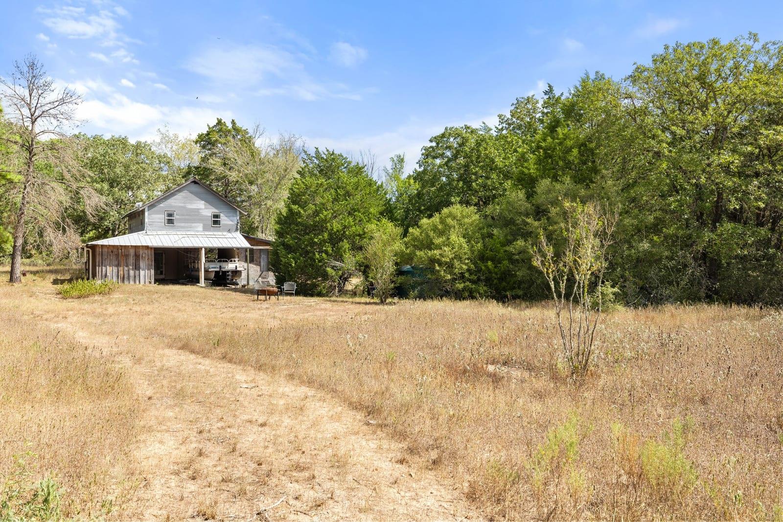 242 Cody Ln Property Photo 24