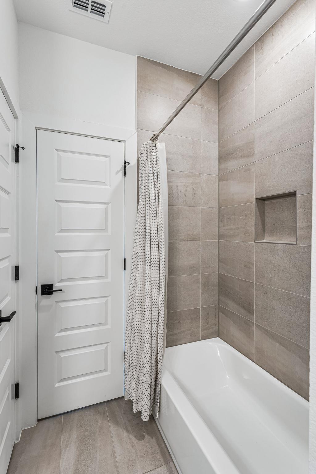 1102 Sage Thrasher Cir Property Photo 28