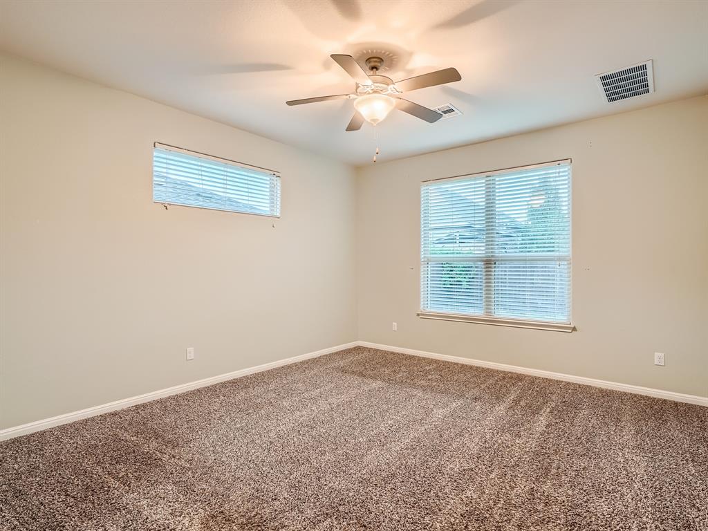 250 Nivens Dr Property Photo 11