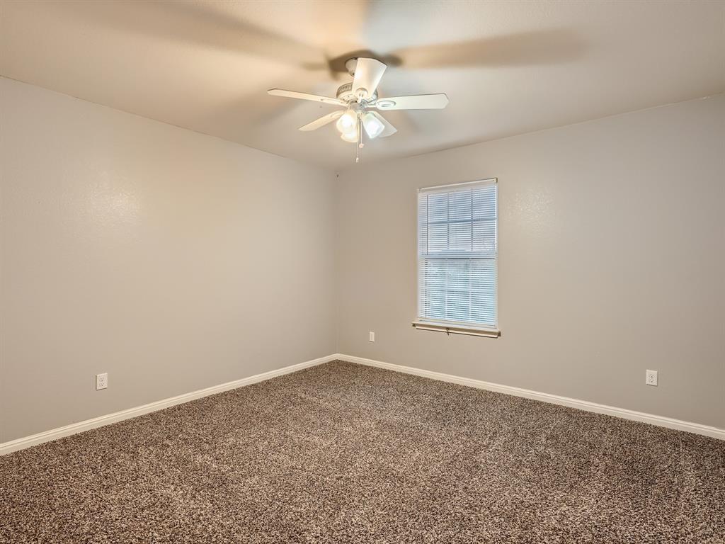 250 Nivens Dr Property Photo 18