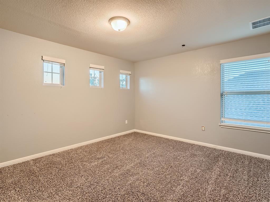 250 Nivens Dr Property Photo 20