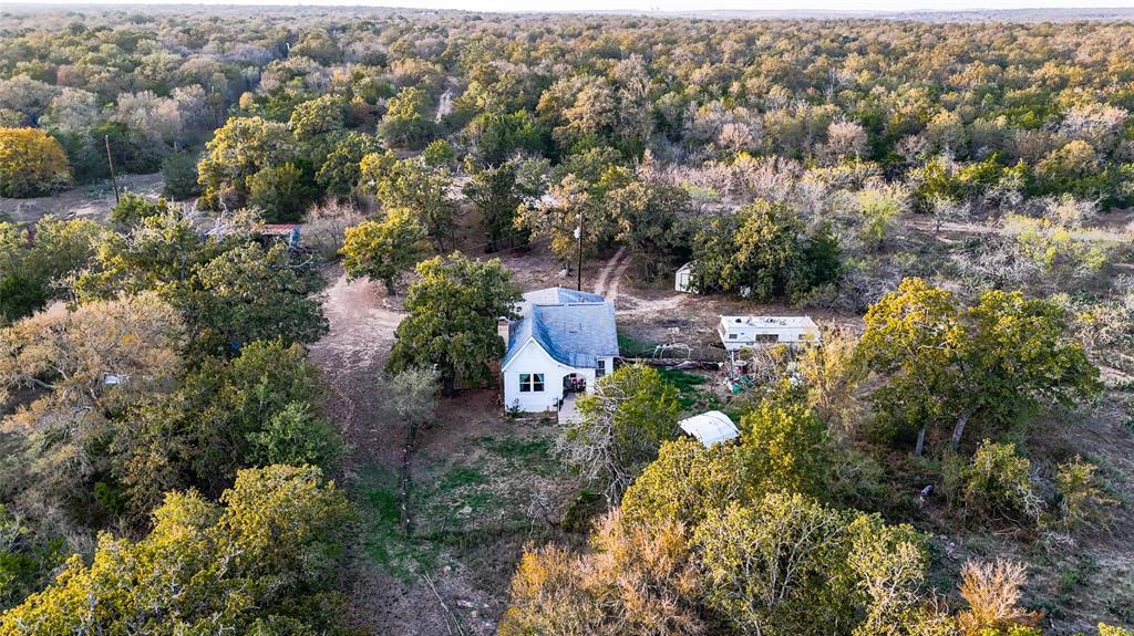 137 Shady Oaks Loop Property Photo 6