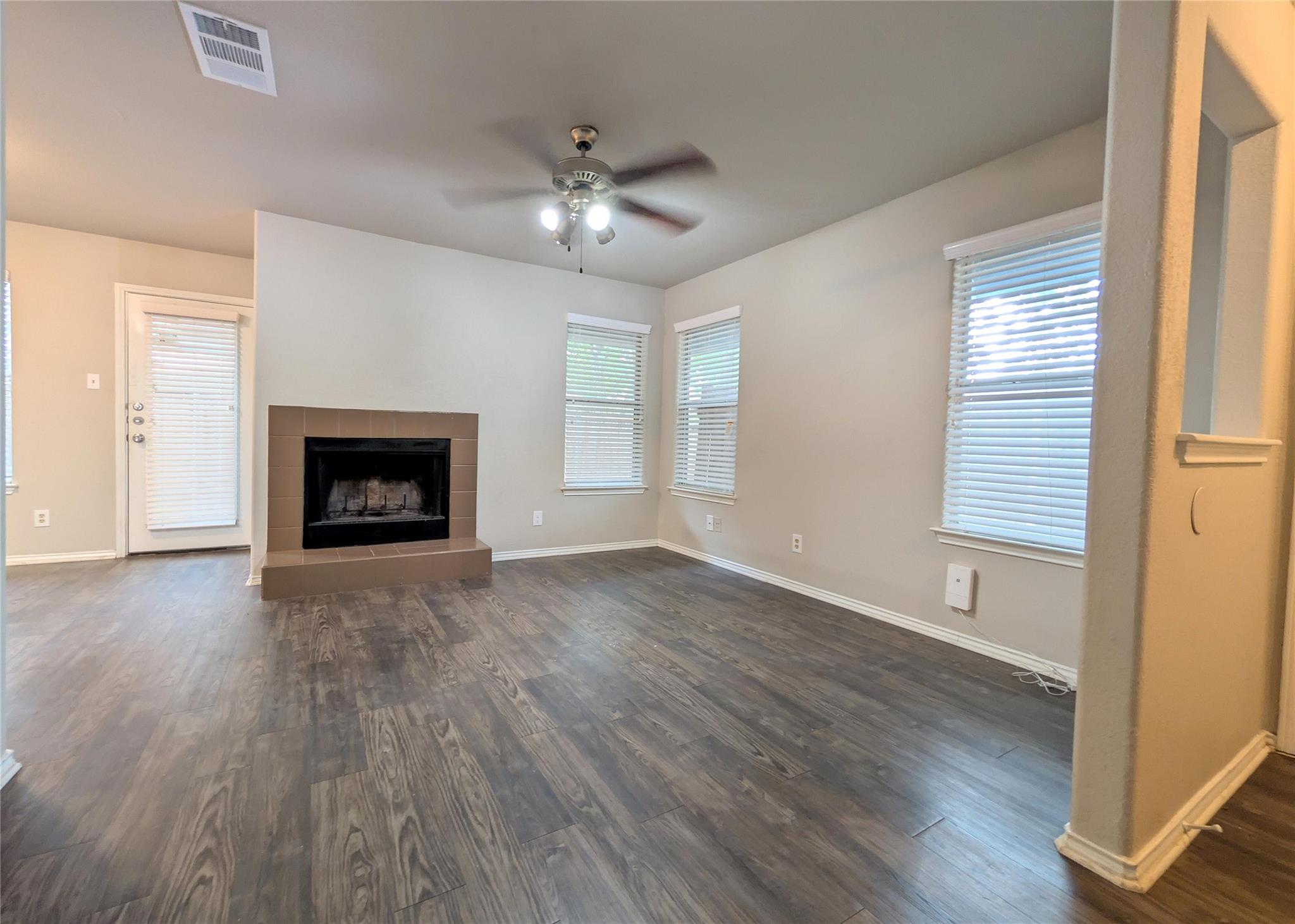 8816 Schick Rd #d Property Photo 2