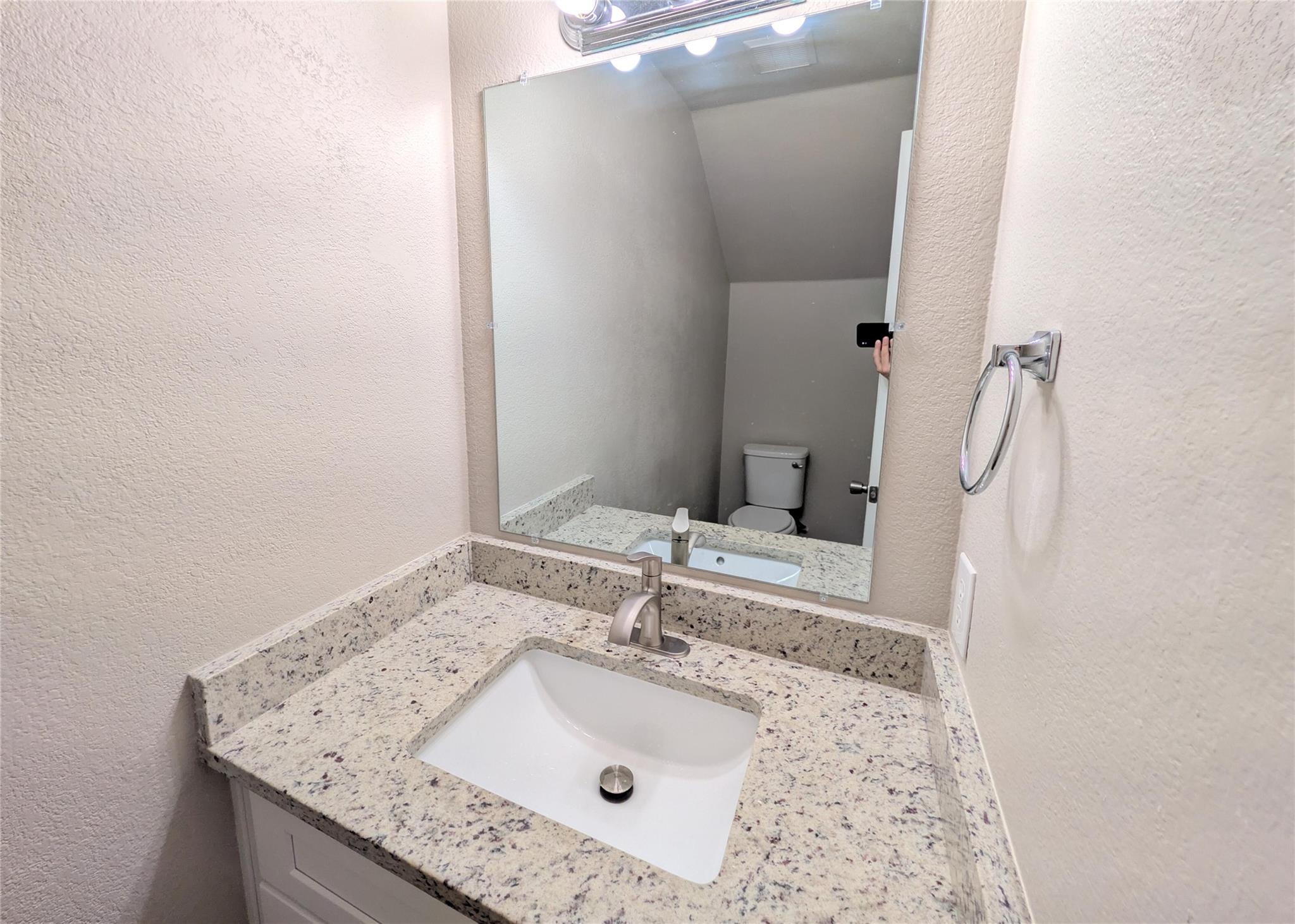 8816 Schick Rd #d Property Photo 8