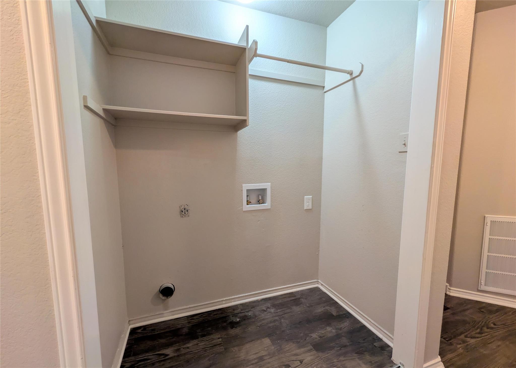 8816 Schick Rd #d Property Photo 10