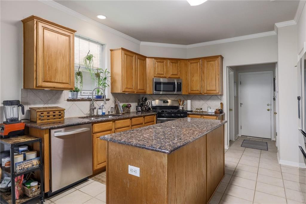6819 Telluride Trl Property Photo 8
