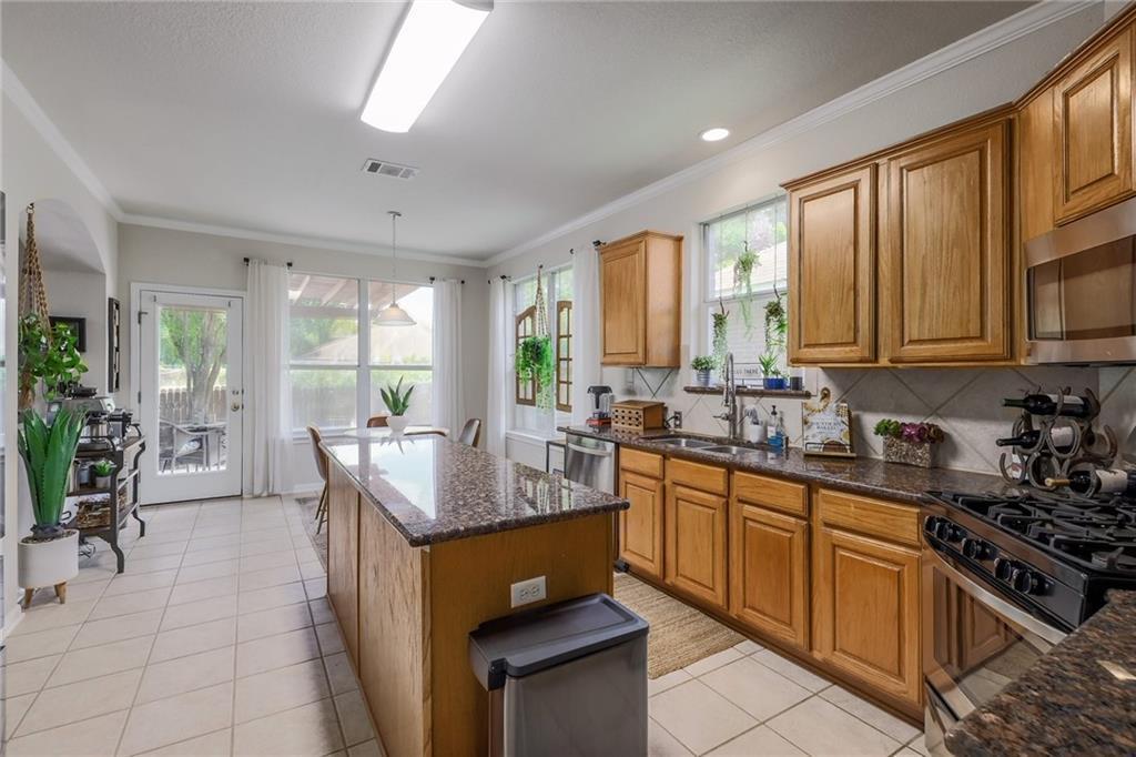 6819 Telluride Trl Property Photo 10