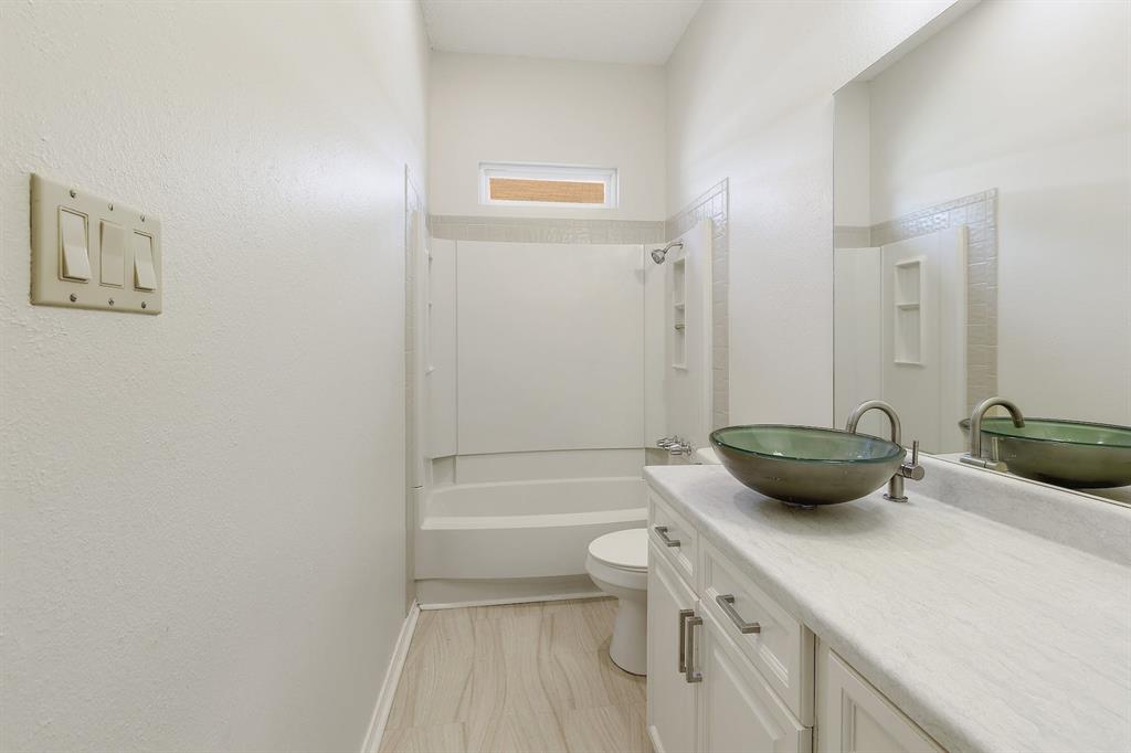 2105 Big Hollow Dr Property Photo 23