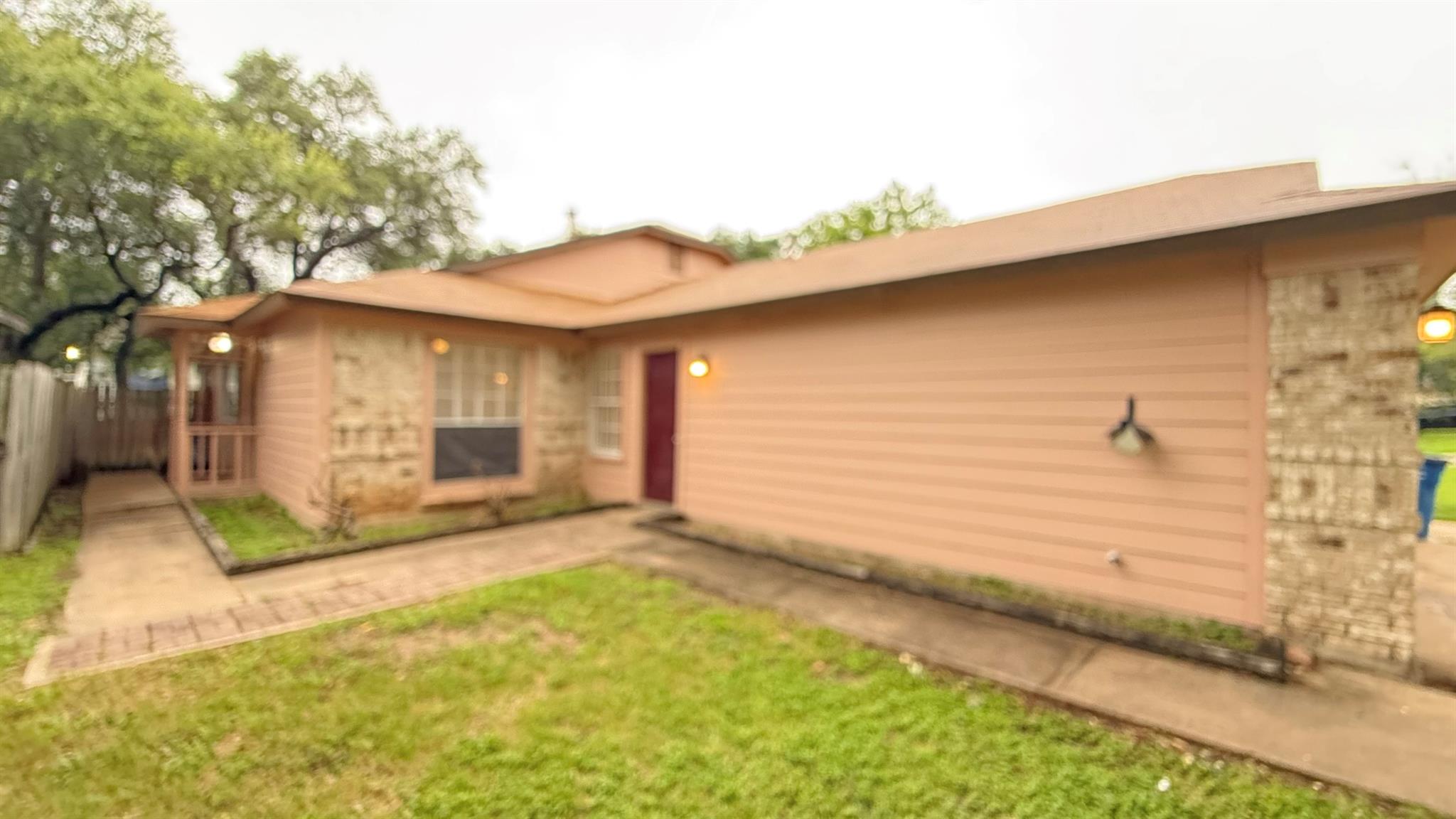 11945 Sunhillow Bnd #b Property Photo 1