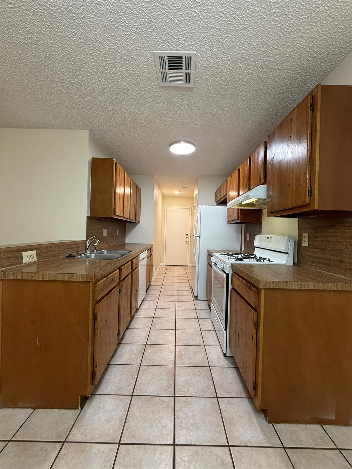 11945 Sunhillow Bnd #b Property Photo 8