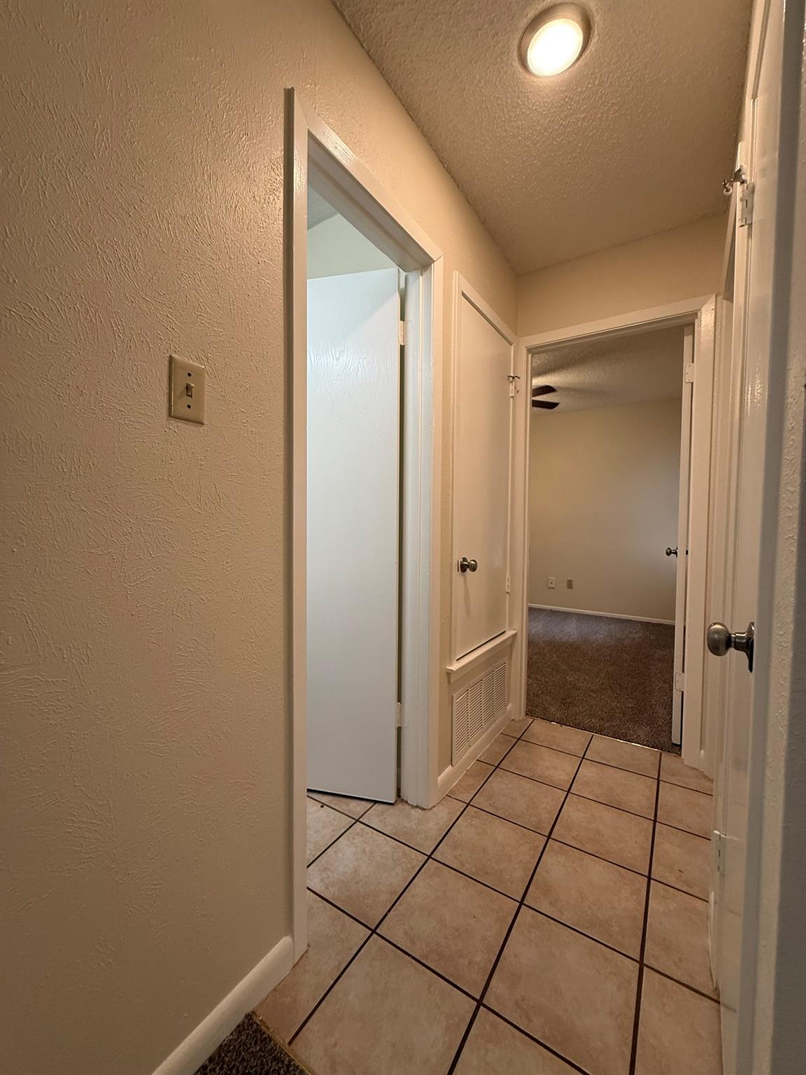 11945 Sunhillow Bnd #b Property Photo 18