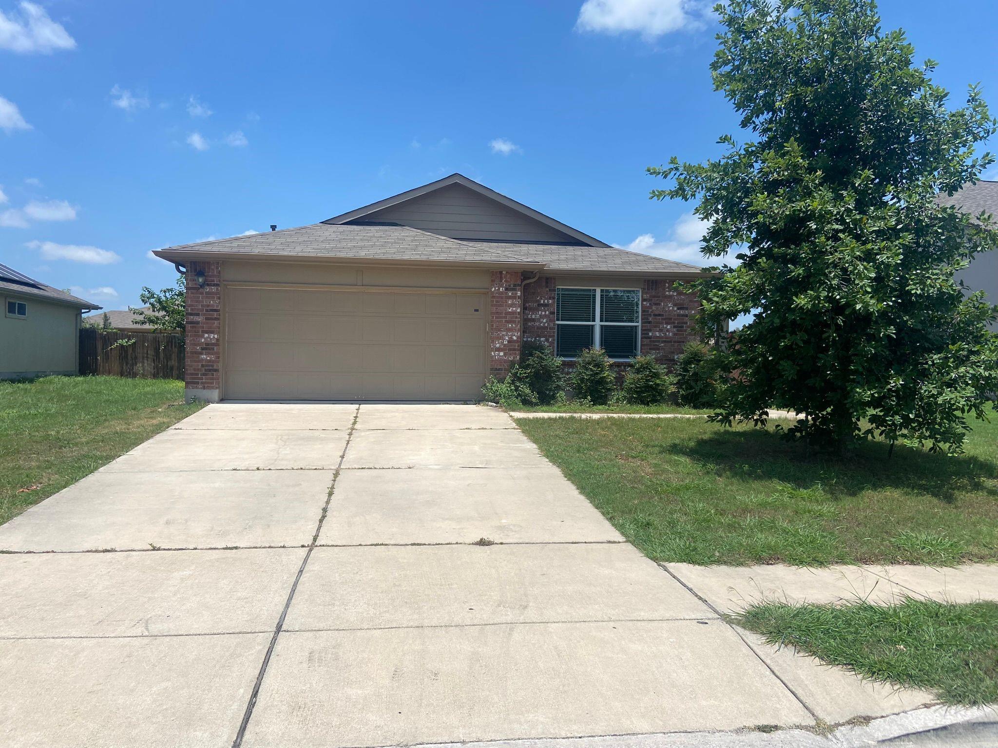 307 Camellia Dr Property Photo 1