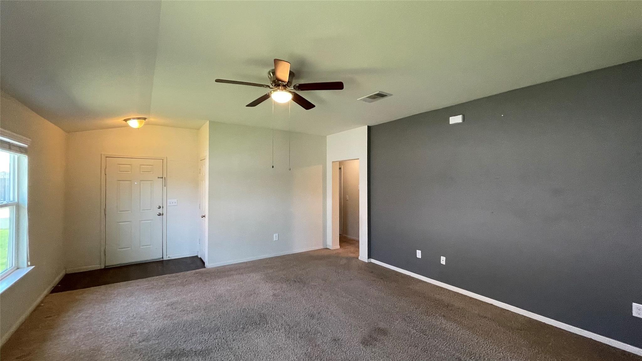 307 Camellia Dr Property Photo 4