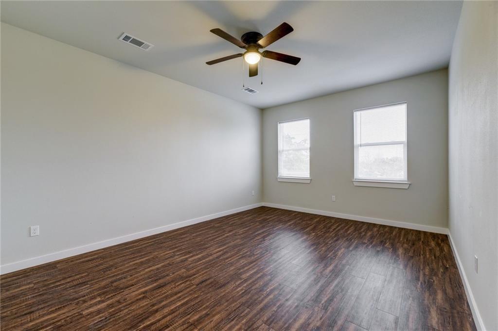 906 Quartz Ct #301 Property Photo 9
