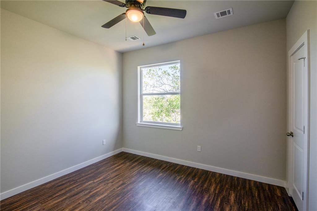906 Quartz Ct #301 Property Photo 14