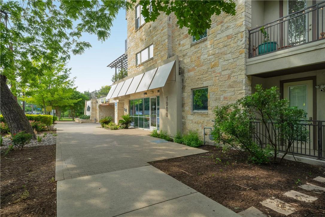 1900 Barton Springs Rd #1040 Property Photo 35