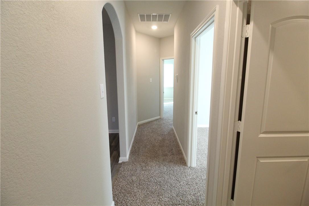 117 Star Spangled Dr Property Photo 14