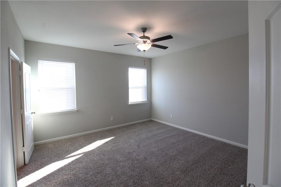 117 Star Spangled Dr Property Photo 15