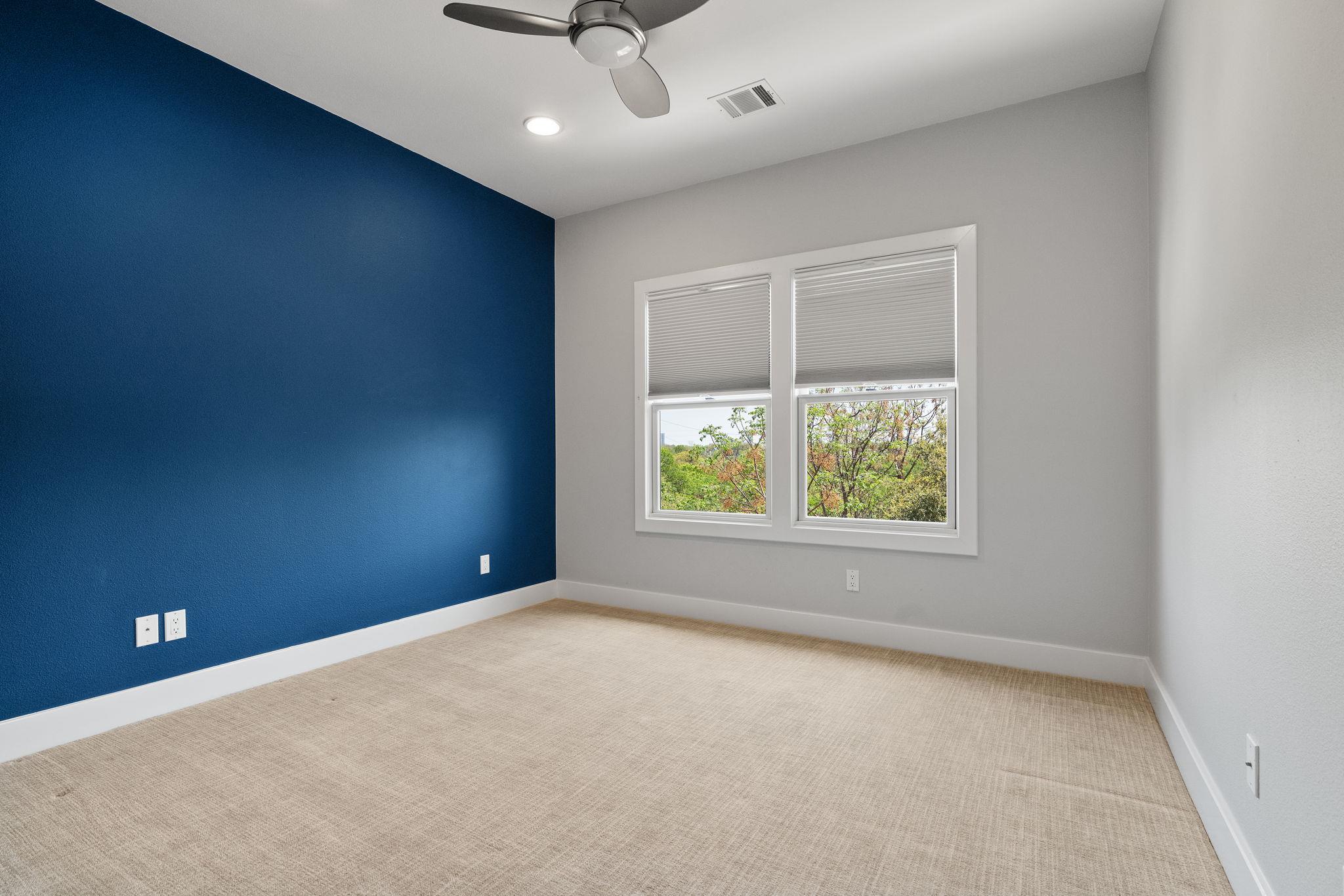 715 Meriden Ln Property Photo 35