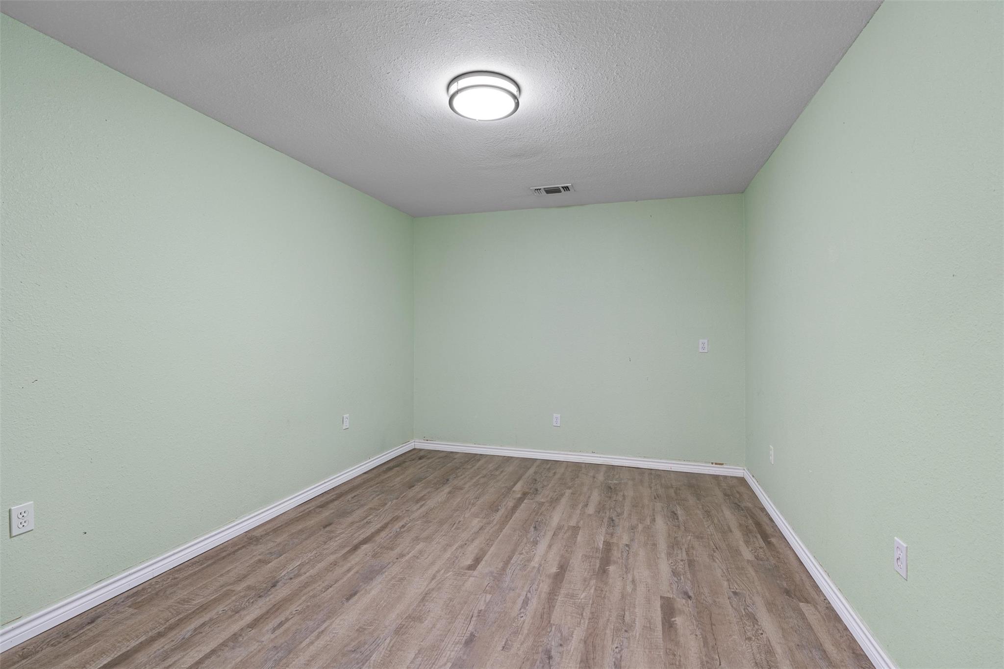 601 Deertrail Dr Property Photo 18
