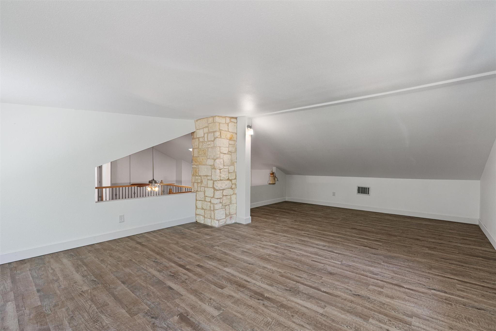 601 Deertrail Dr Property Photo 24