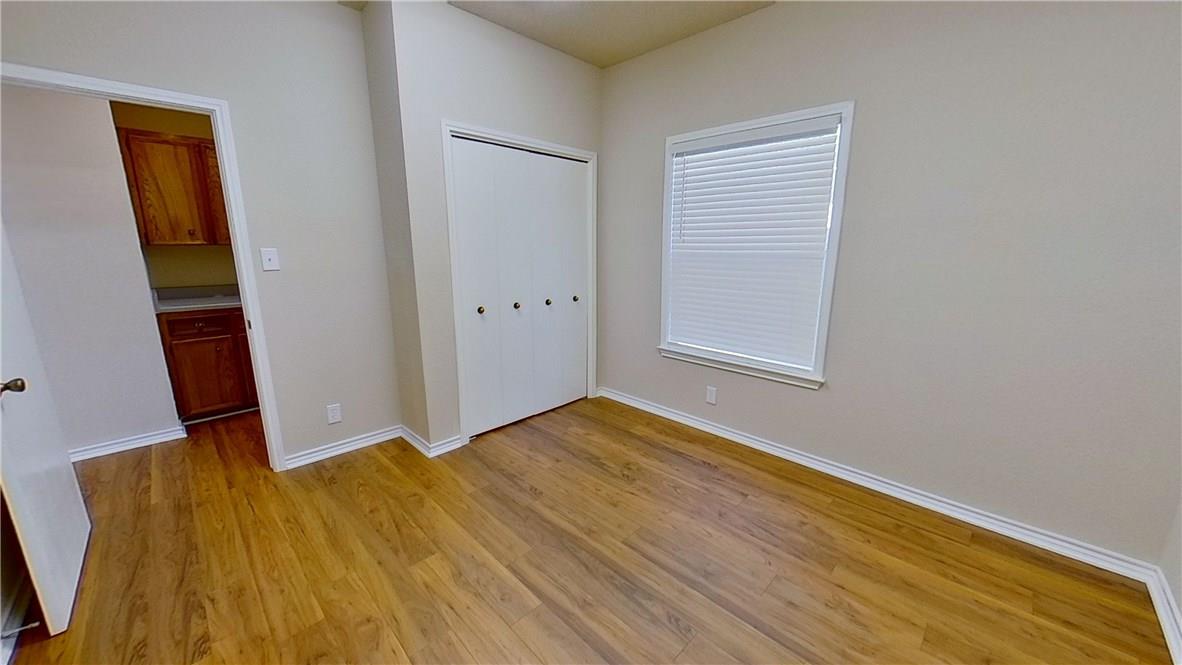 1915 S Austin Ave #110 Property Photo 10