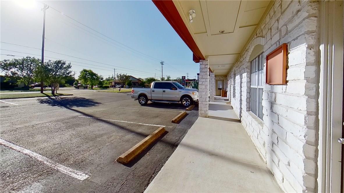 1915 S Austin Ave #110 Property Photo 13