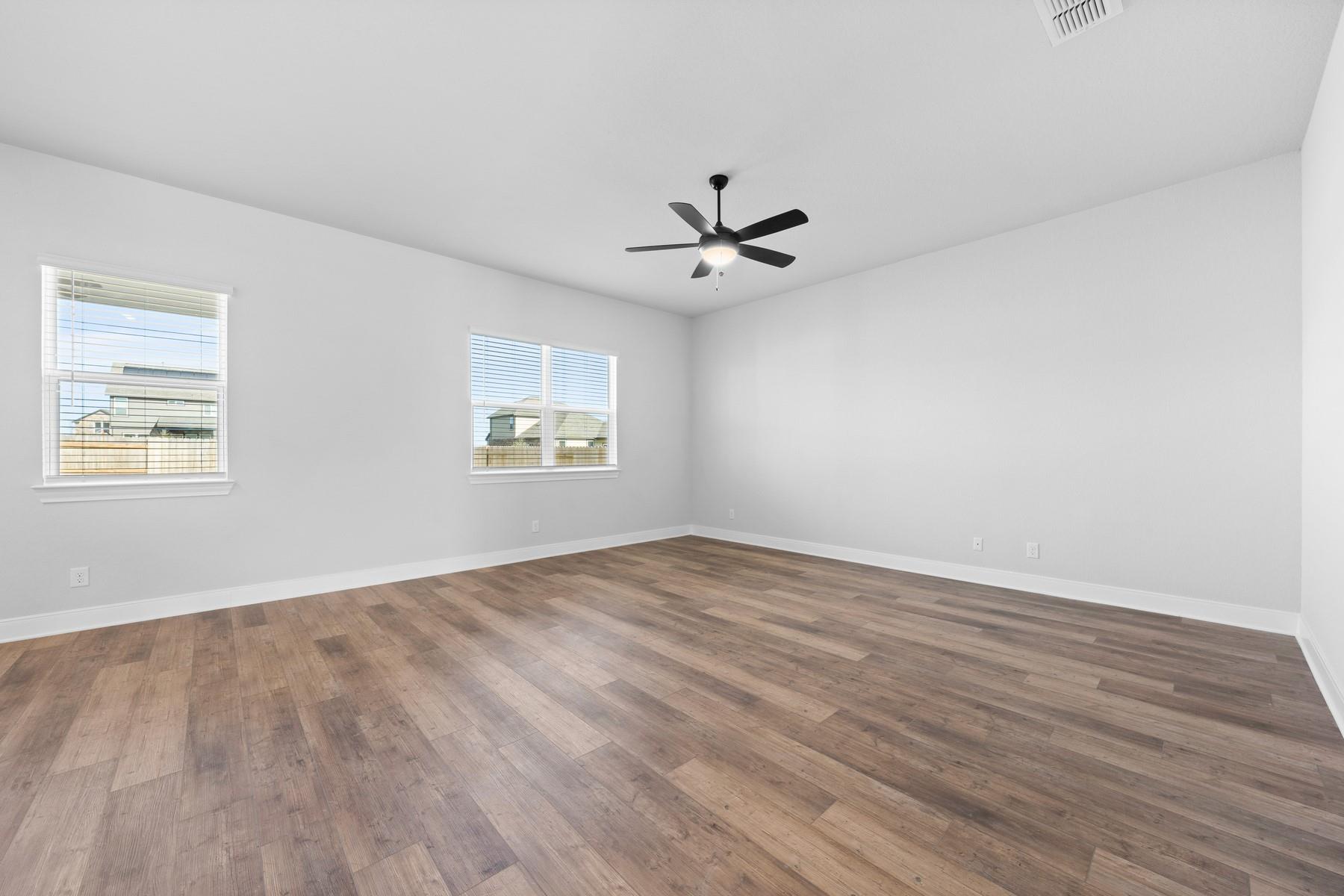 125 Skyflower Ln Property Photo 3